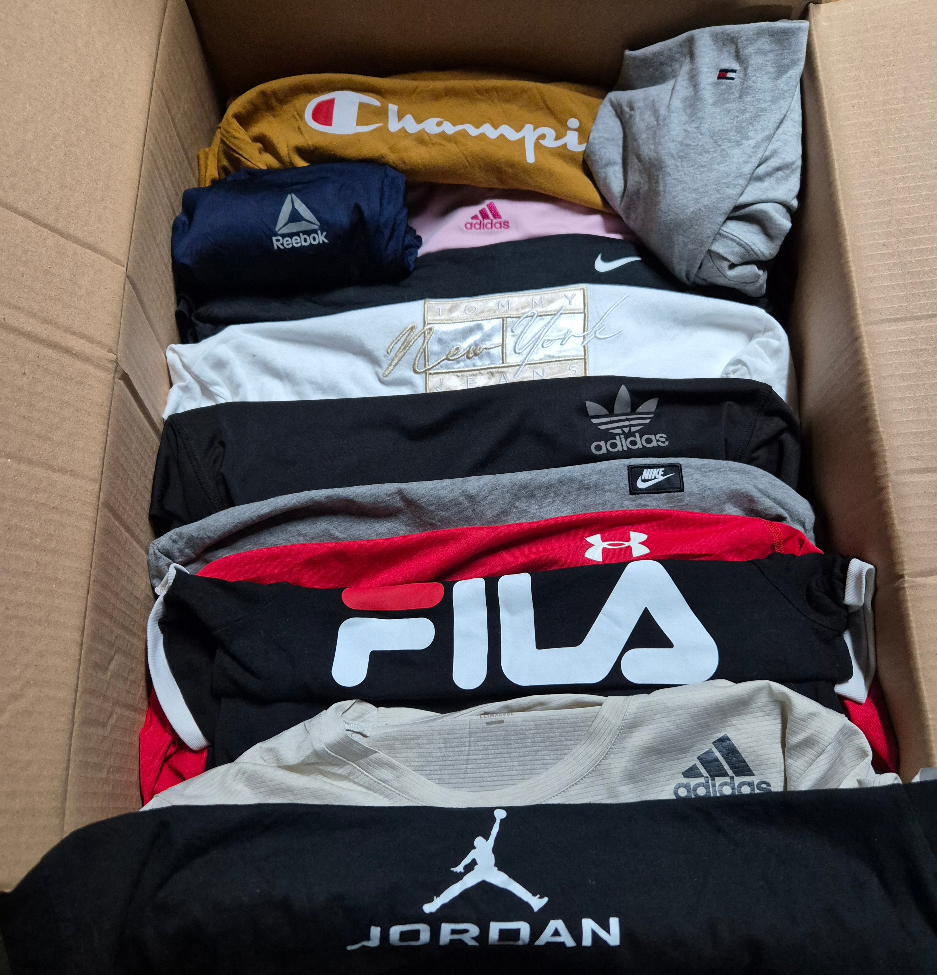 Polo e T-shirt Firmate 10 Kg