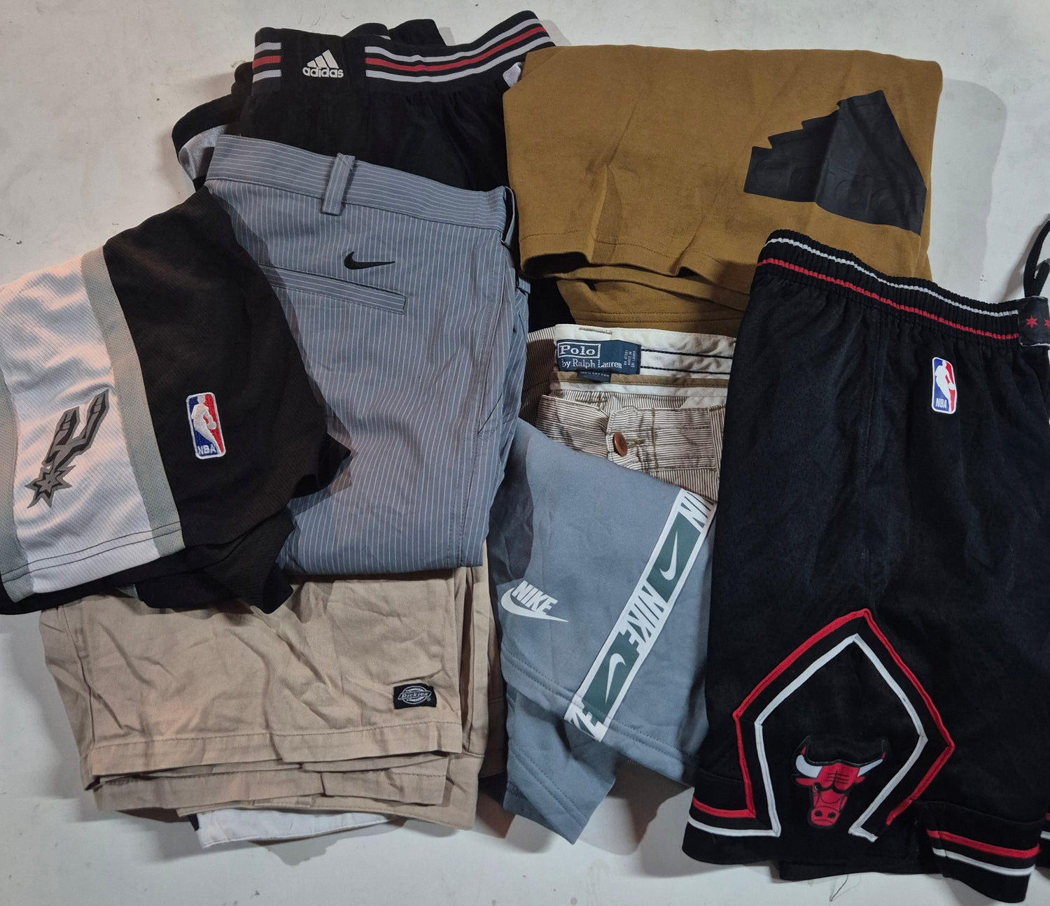 Pantaloncini Firmati 25 PEZZI